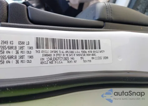 2015 Jeep Grand Cherokee Laredo z USA, uszkodzony, nr VIN 1C4RJEAG7FC713823